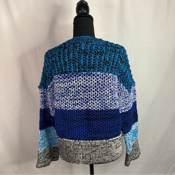 Derek Lam Knit long sleeved sweater. - Picture 2 of 8